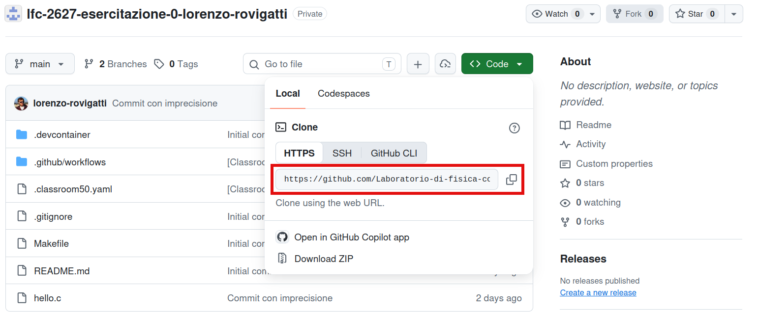Per ottenere l’indirizzo del repository da clonare, andate sulla pagina GitHub del repo, premete su Code e poi sull’icona di copia, qui evidenziata, insieme all’indirizzo stesso, dal rettangolo rosso.